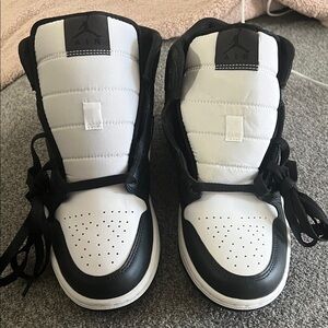 Jordan Black and White Men's Shoes